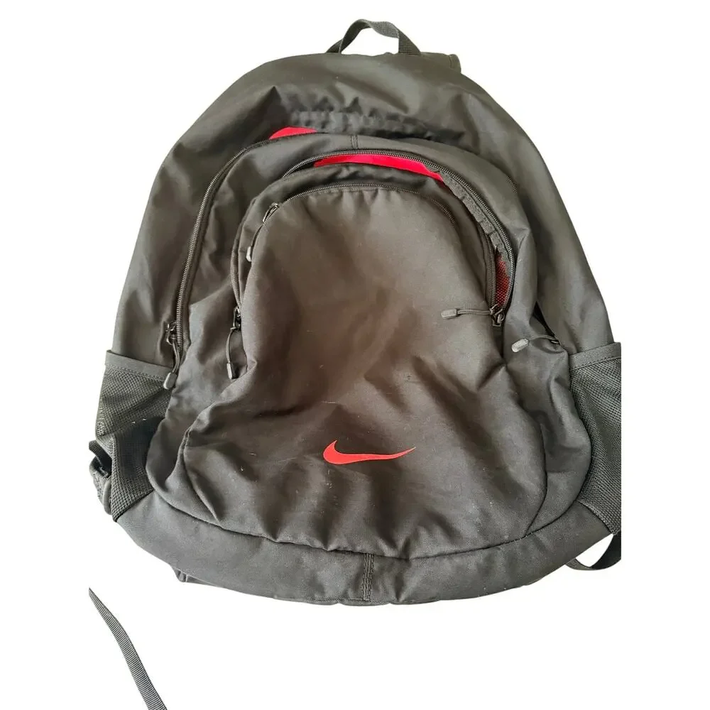 Nike TM TRN Backpack For Her - Black with Pink Accents